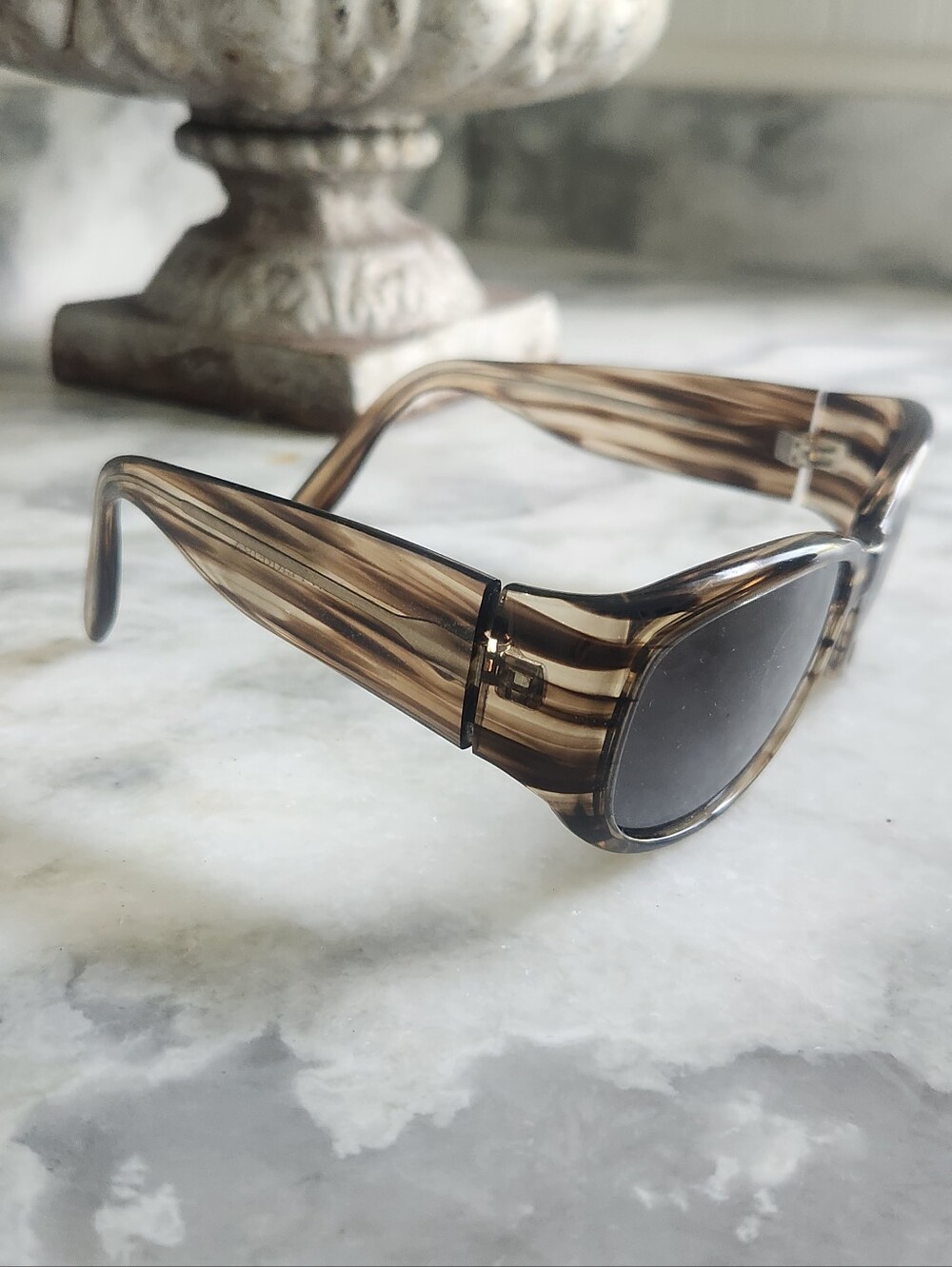 Barton Perreira Sunglasses Style called Demure - Picture 2 of 12